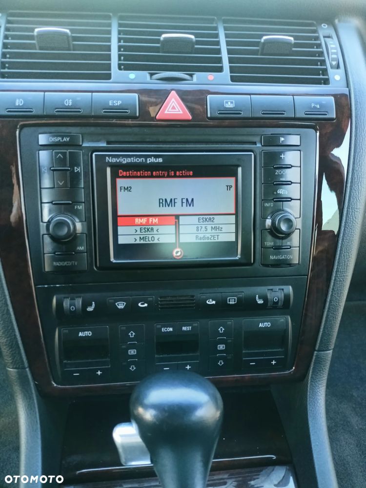 Audi A8 3.7 Tiptronic - 14