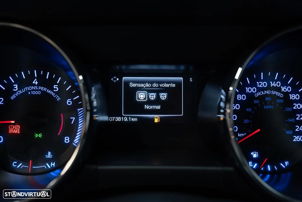 Ford Mustang 2.3i EcoBoost - 39