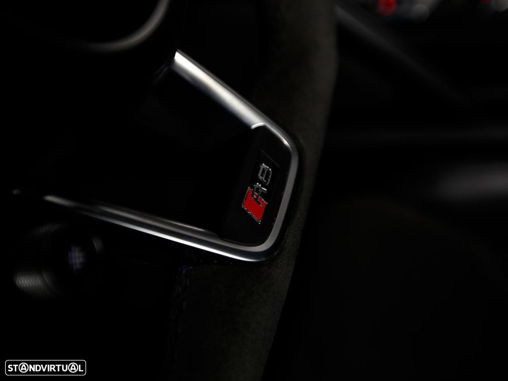 Audi R8 Spyder 5.2 FSi V10 S tronic Plus - 22