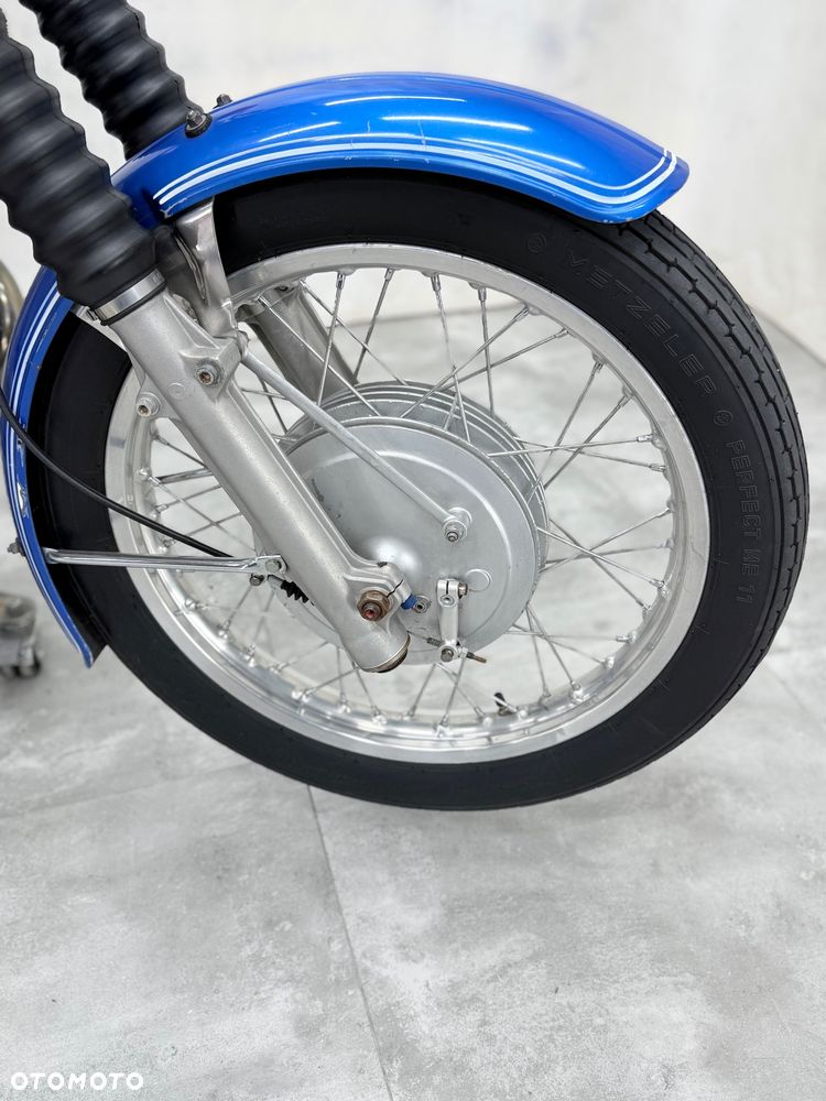 BMW R - 11