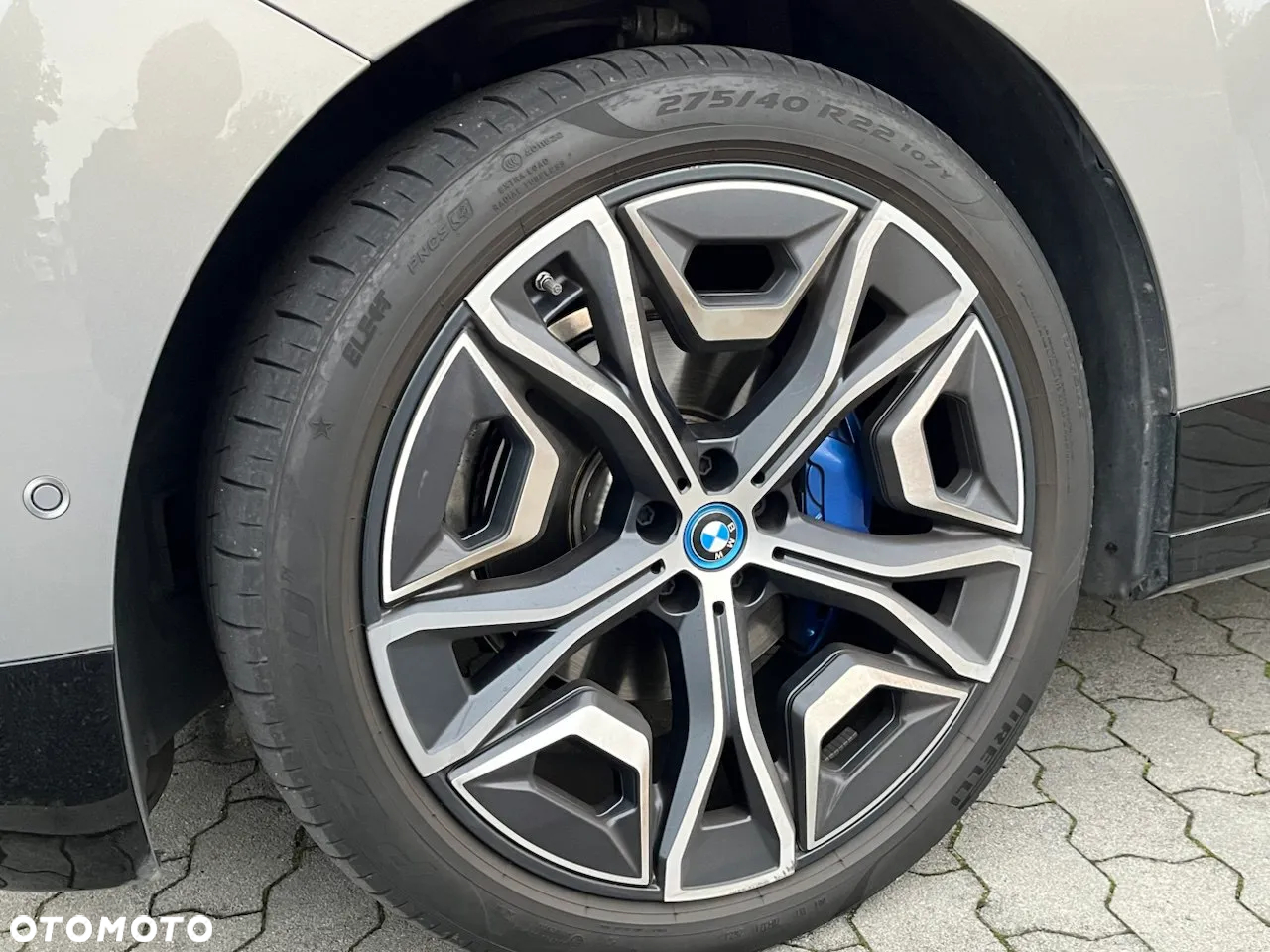 BMW iX xDrive40 - 14