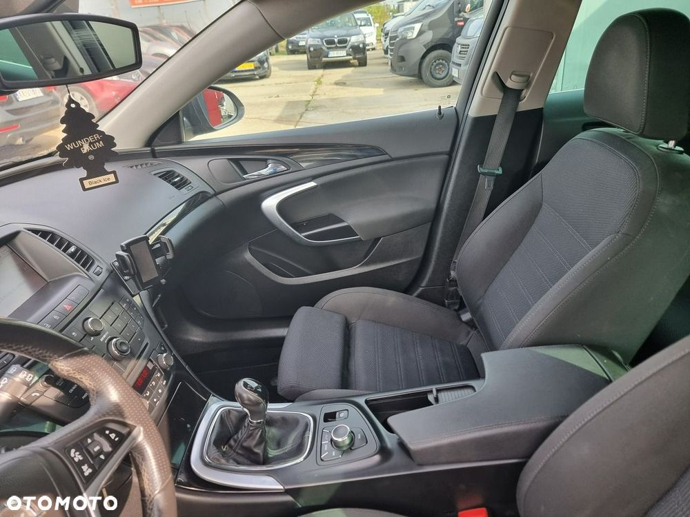 Opel Insignia - 11