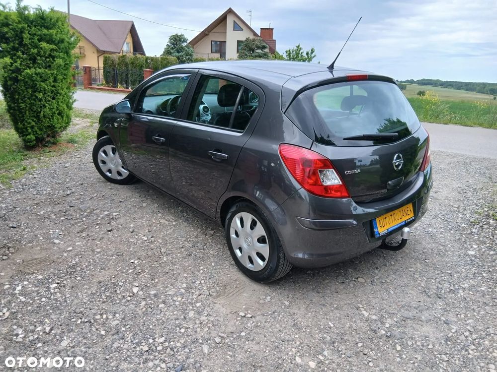 Opel Corsa 1.2 16V Enjoy - 4