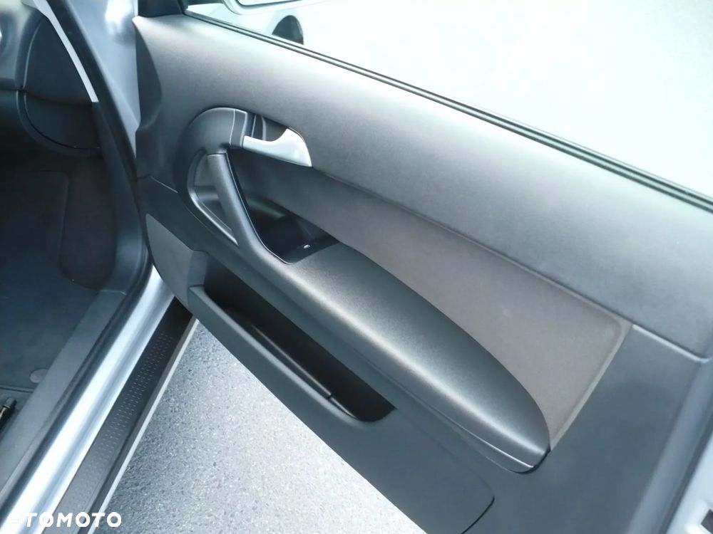 Audi A3 3-drzwiowe 2.0 TDI Ambition - 15