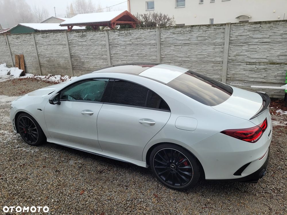 Mercedes-Benz CLA - 2