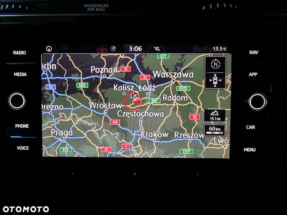 Volkswagen Touran 2.0 TDI SCR Highline - 18