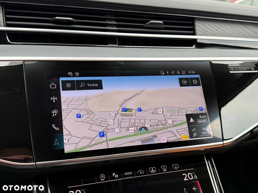 Audi A8 - 32