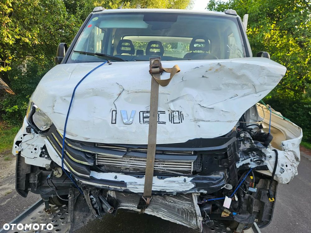 Iveco DAILY  35-C16  3.0 DIESEL 2022 ROK - 6