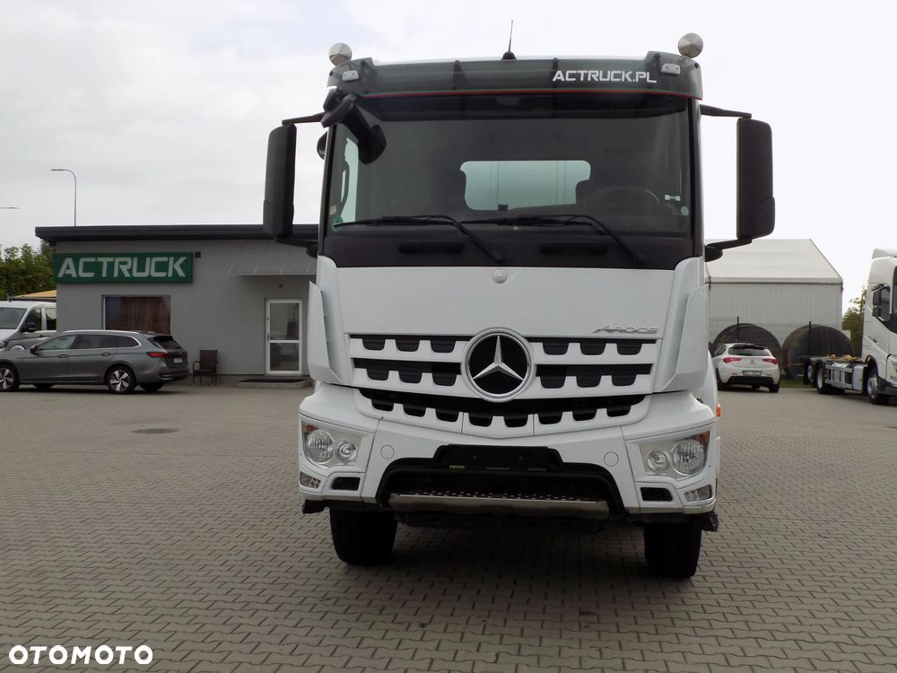 Mercedes-Benz 3243 AROCS - 8