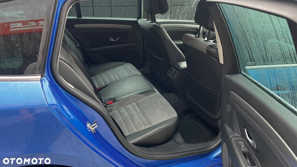 Renault Laguna 2.0 DCi FAP GT - 12