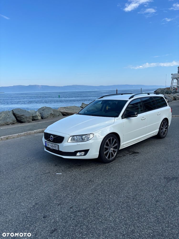 Volvo V70 D2 Summum - 14