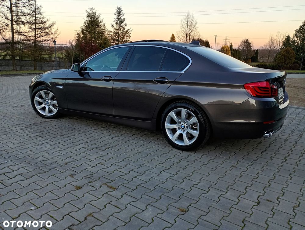 BMW Seria 5 520d - 8