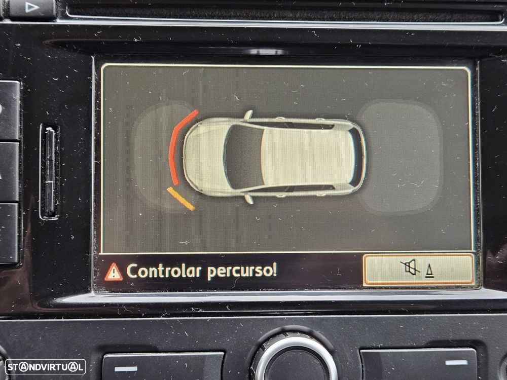 VW Golf 1.6 TDi Confortline - 24