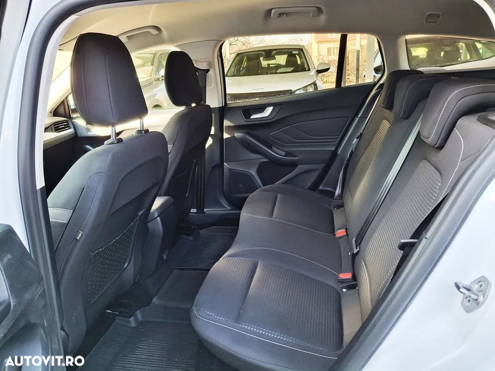 Ford Focus 1.5 EcoBlue Trend - 9