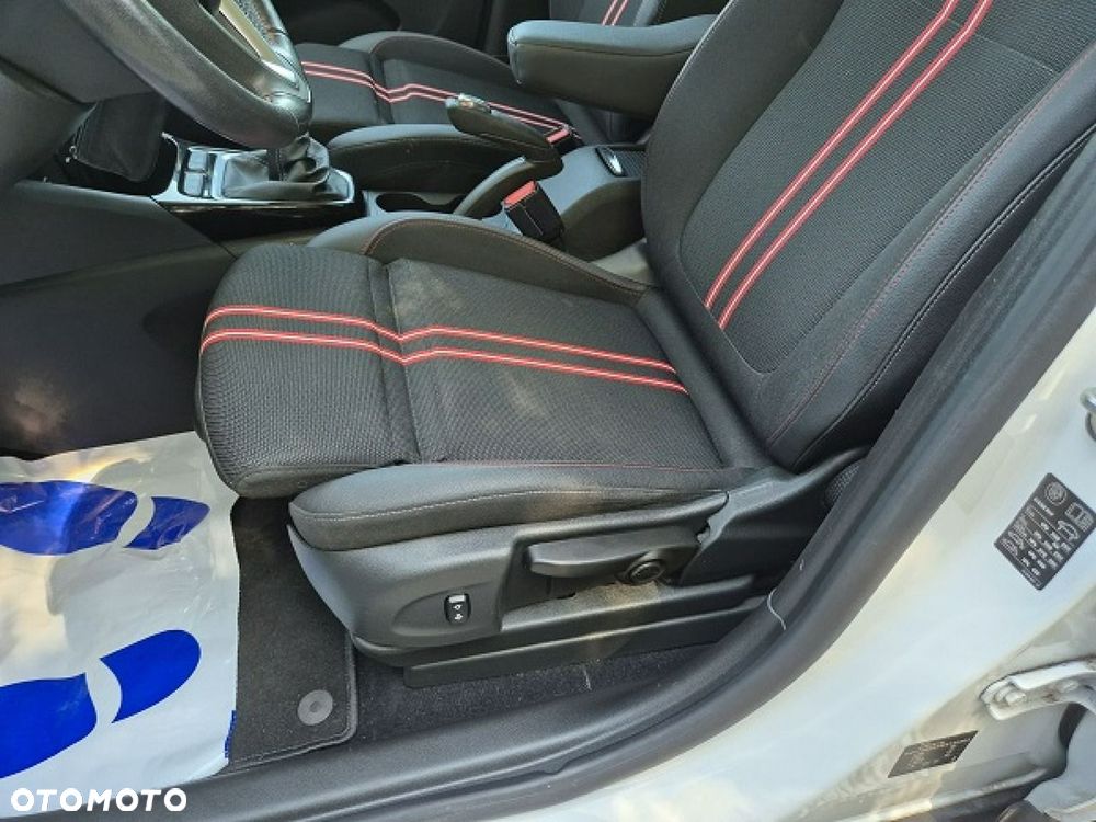 Opel Crossland X - 24