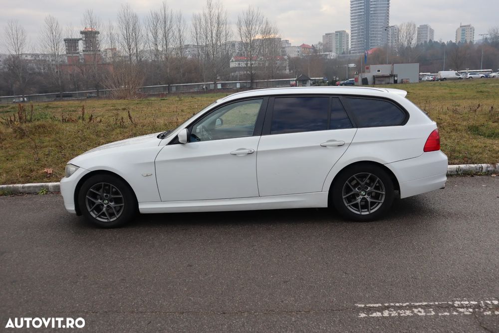BMW Seria 3 318d - 2