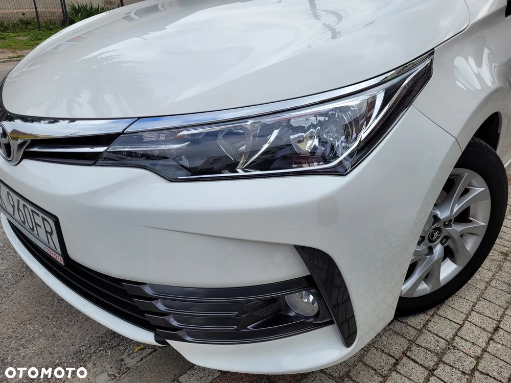 Toyota Corolla 1.6 Comfort - 20