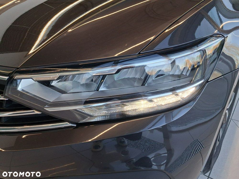 Volkswagen Passat Variant - 9