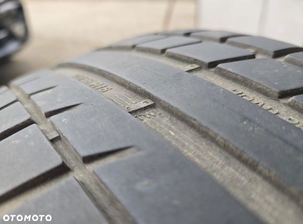 Volkswagen Touran 2.0 TDI Highline - 30