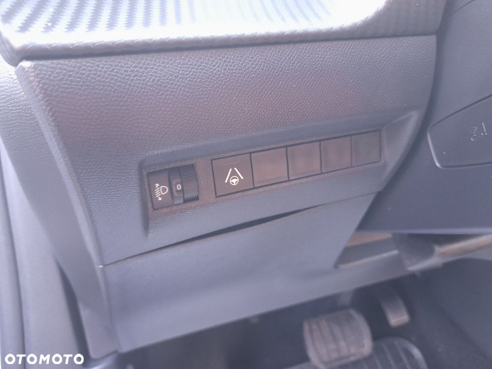Peugeot 2008 1.2 PureTech Allure S&S EAT8 - 14