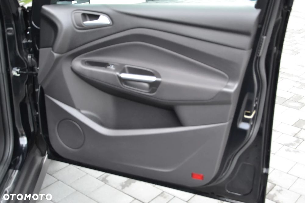 Ford C-MAX 2.0 TDCi Start-Stop-System Titanium - 28