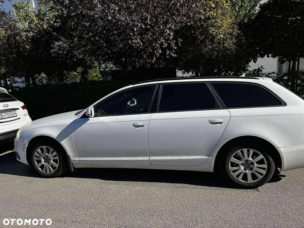 Audi A6 Avant 2.0 TDI Multitronic - 11
