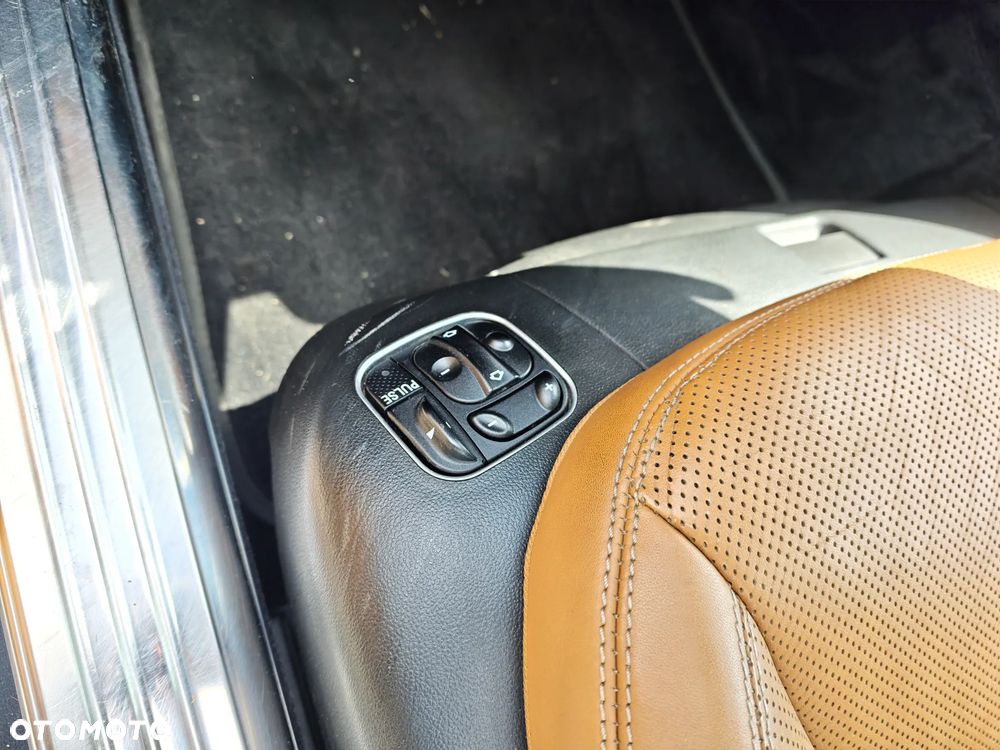 Mercedes-Benz SL 350 7G-TRONIC - 36