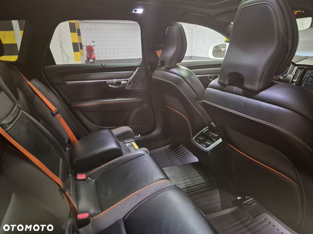 Volvo V90 Cross Country T6 AWD Ocean Race - 23