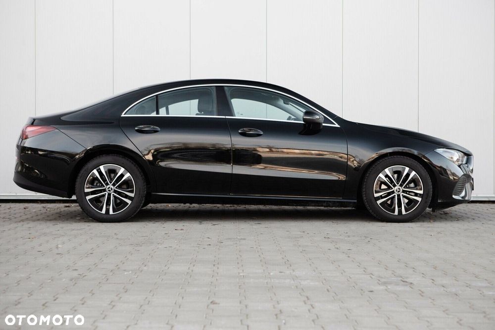 Mercedes-Benz CLA 200 mHEV 7G-DCT - 11