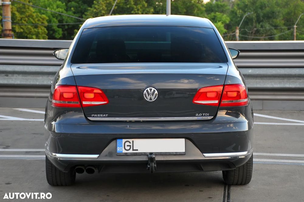 Volkswagen Passat 2.0 TDI BlueMotion Technology DSG Trendline - 6