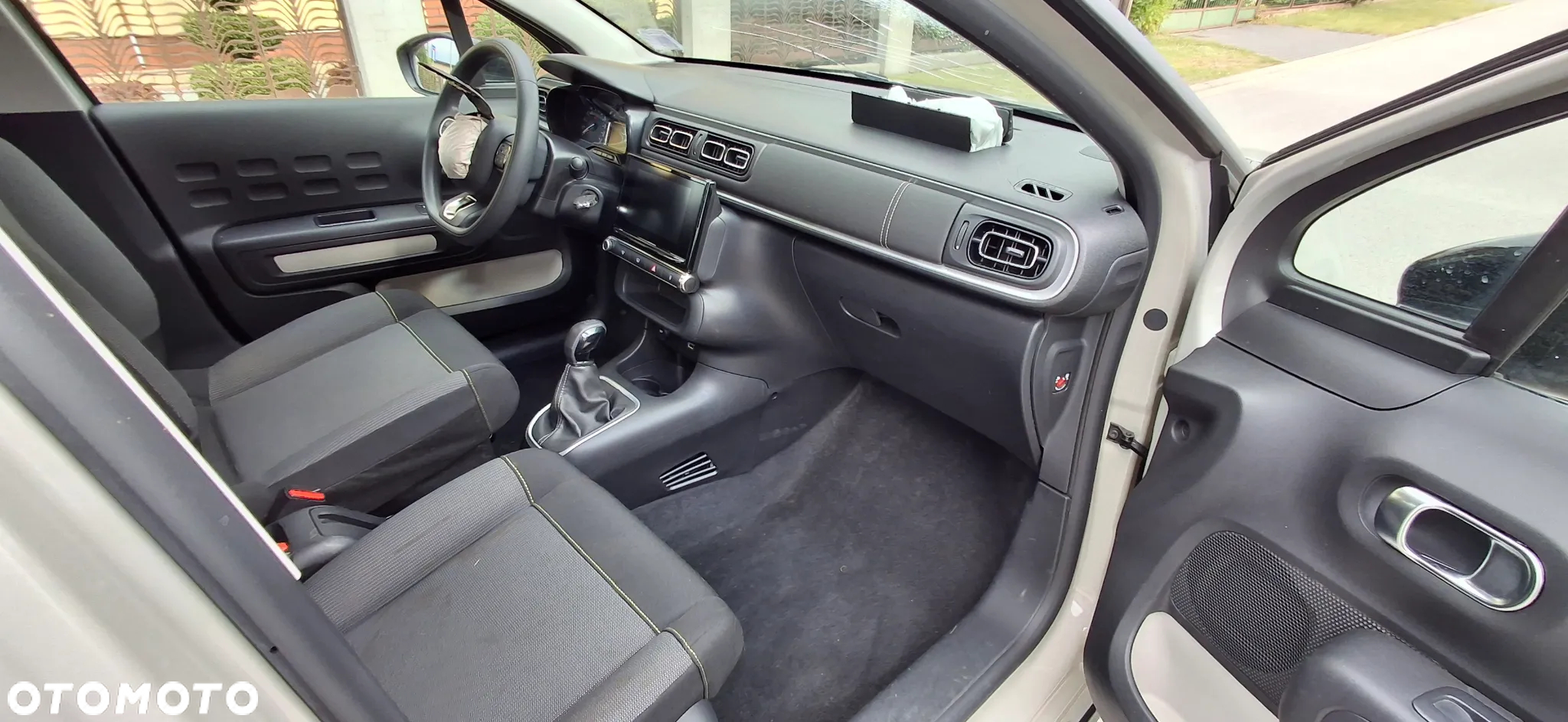 Citroën C3 1.2 PureTech C-Series - 12
