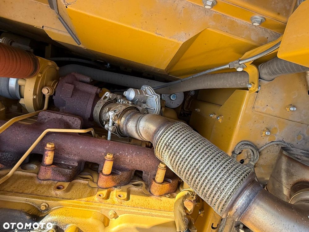 Caterpillar 323 - 29