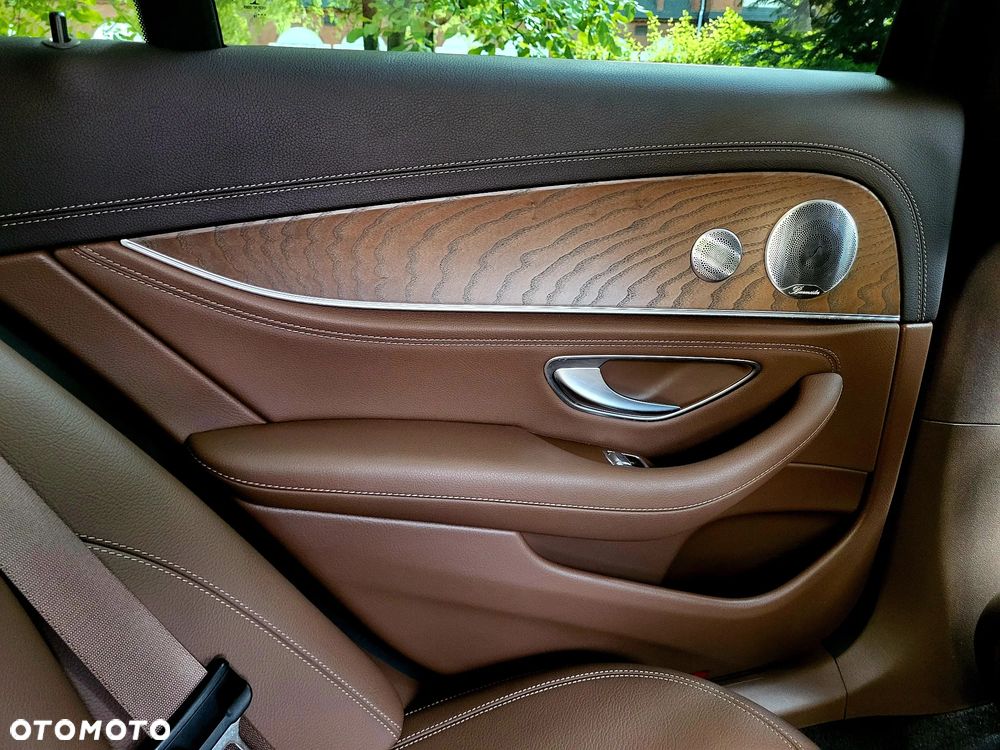 Mercedes-Benz Klasa E 200 Exclusive - 22