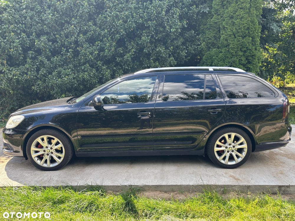 Skoda Octavia 2.0 TDI DPF RS - 3