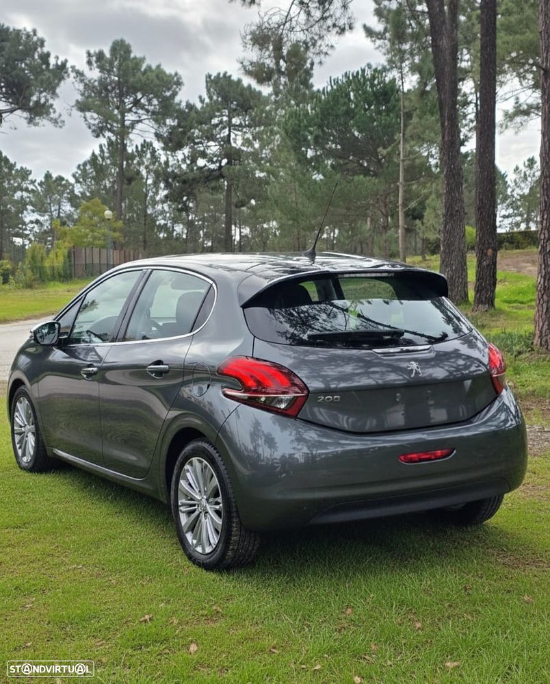 Peugeot 208 1.6 BlueHDi Allure - 4