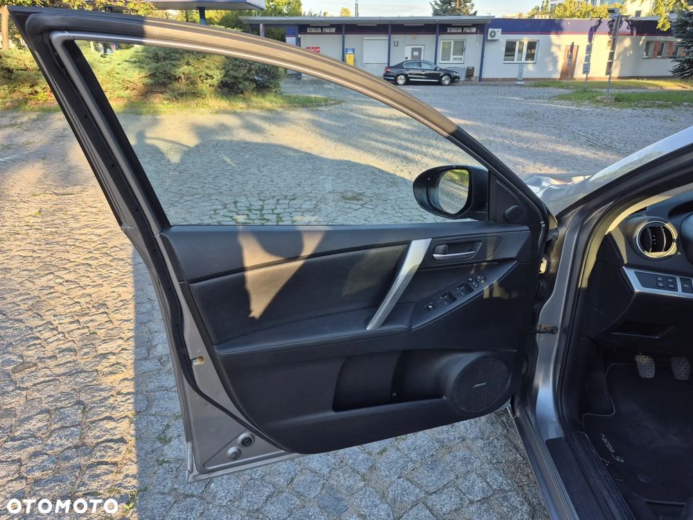 Mazda 3 2.0 Sport - 16