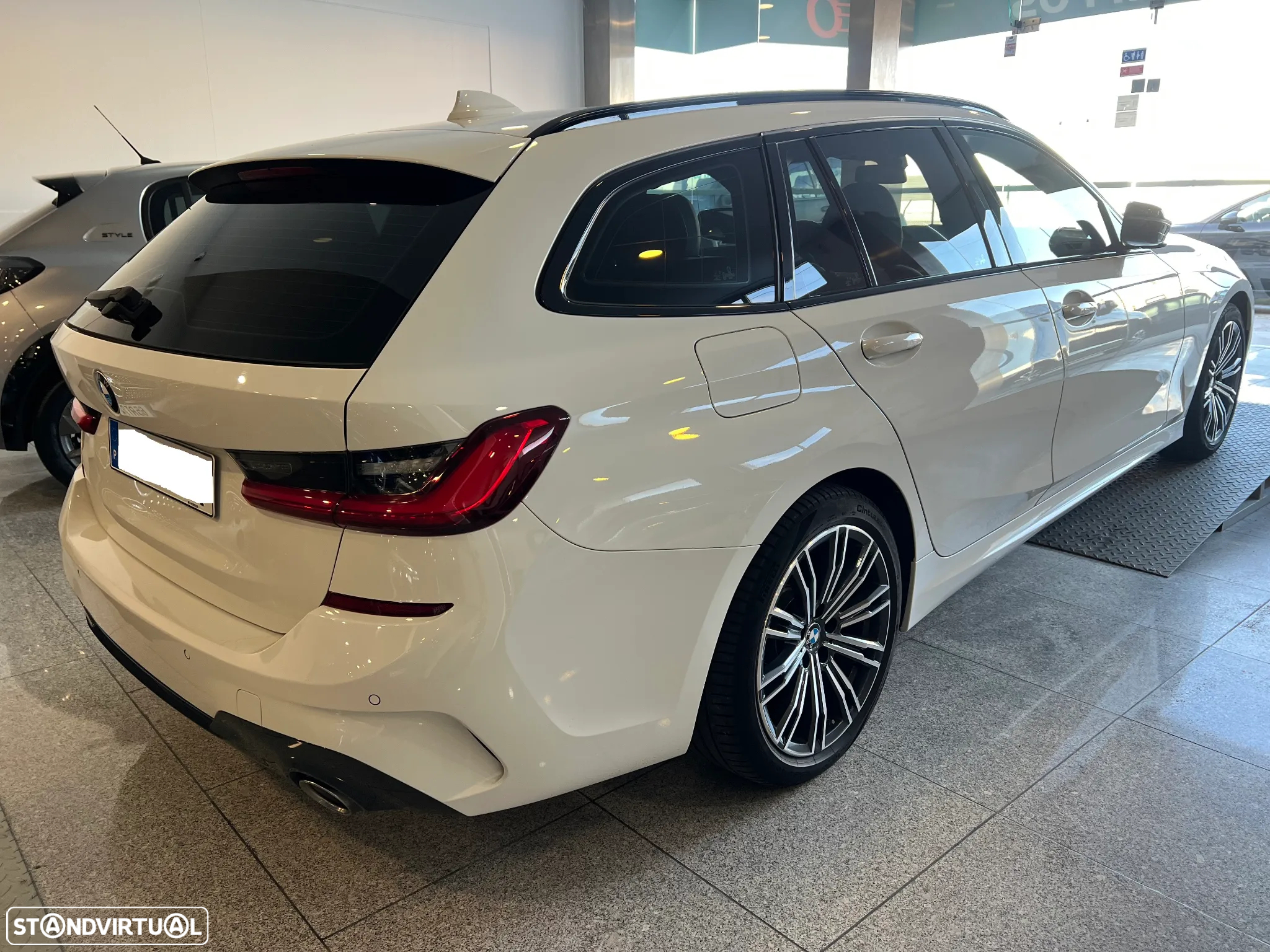 BMW 320 d Touring xDrive Aut. M Sport - 7