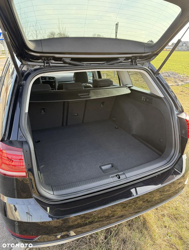 Volkswagen Golf 1.5 TSI BlueMotion ACT Highline - 29