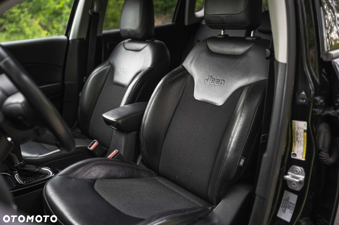 Jeep Compass - 15