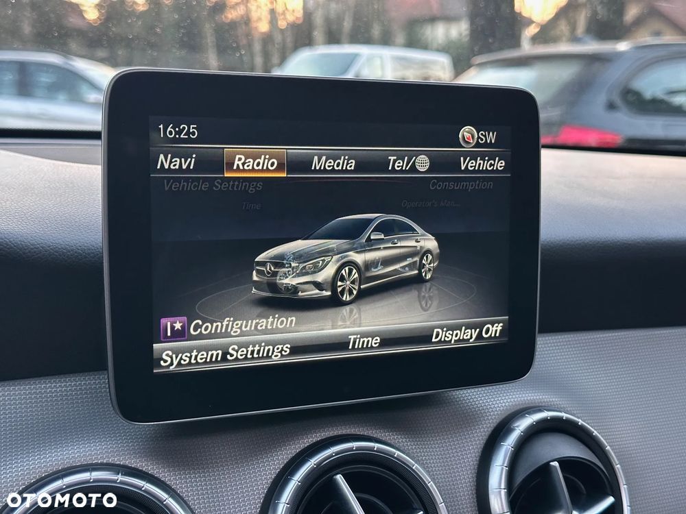 Mercedes-Benz CLA 250 4Matic 7G-DCT Urban - 20