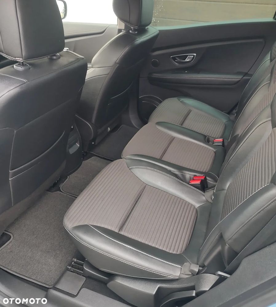 Renault Grand Scenic BLUE dCi 120 BOSE EDITION - 21