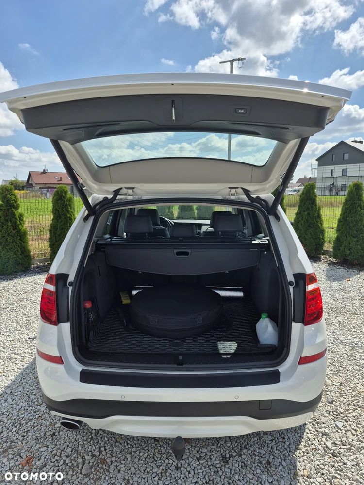 BMW X1 xDrive18d Sport Line - 31