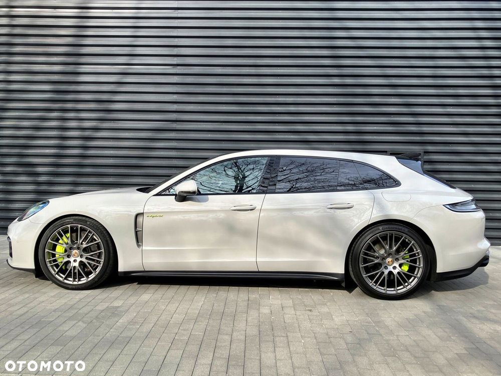 Porsche Panamera - 3