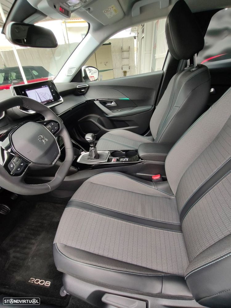 Peugeot 2008 1.2 PureTech Allure Pack - 13