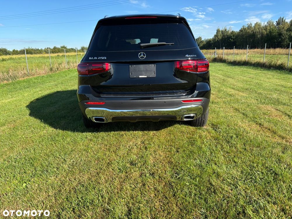 Mercedes-Benz GLB 250 mHEV 4-Matic Progressive 8G-DCT - 4