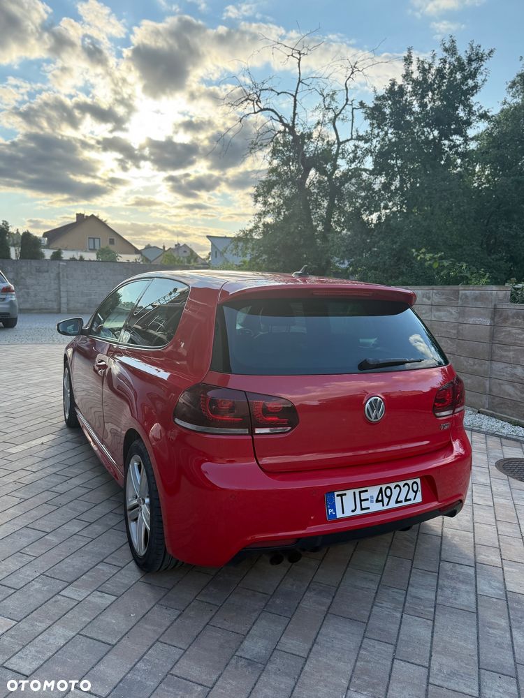 Volkswagen Golf - 2
