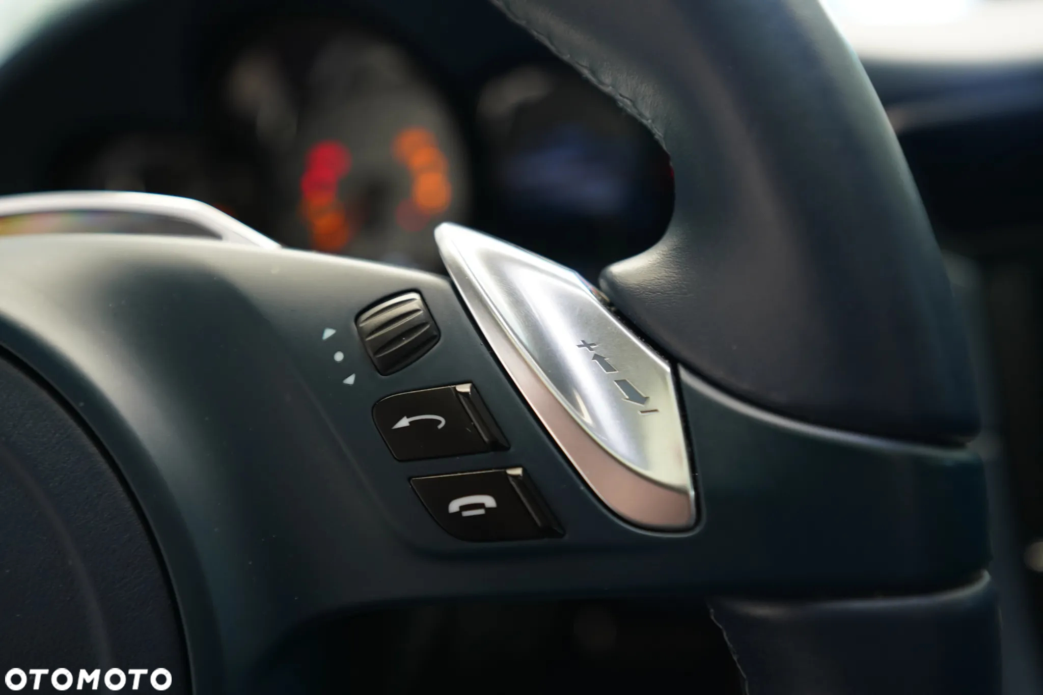 Porsche 911 Carrera 4S PDK - 16