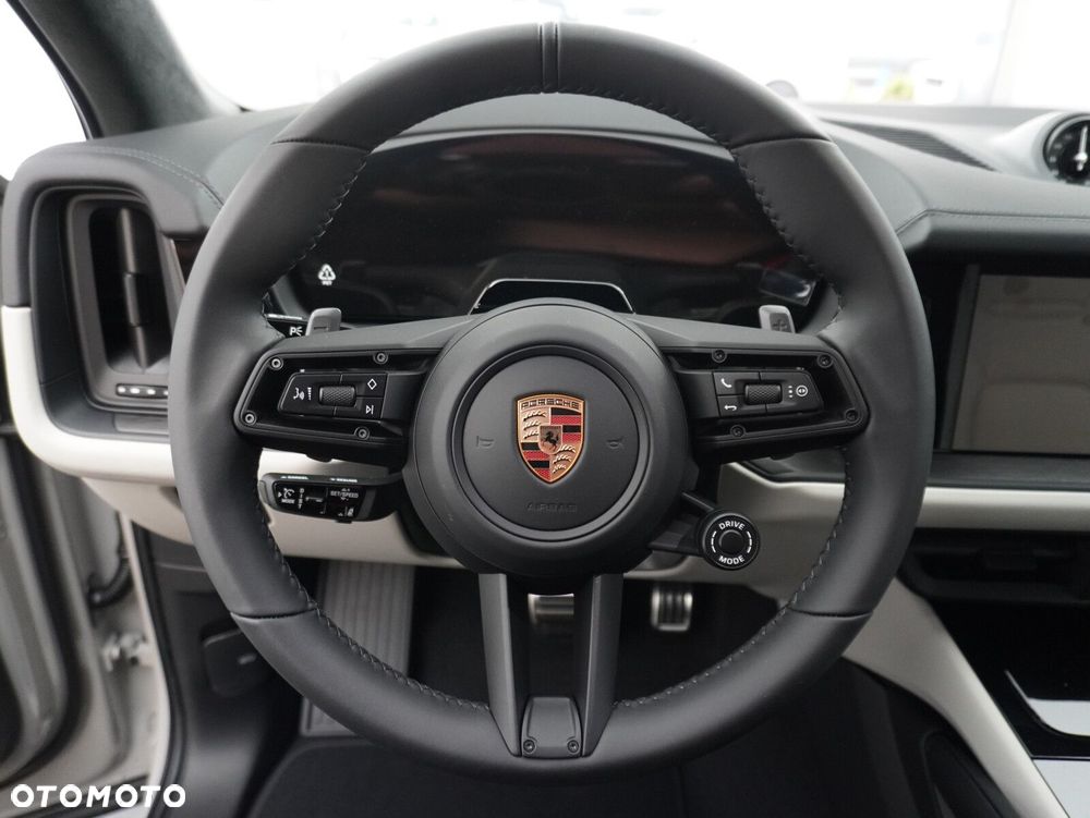 Porsche Cayenne GTS - 27
