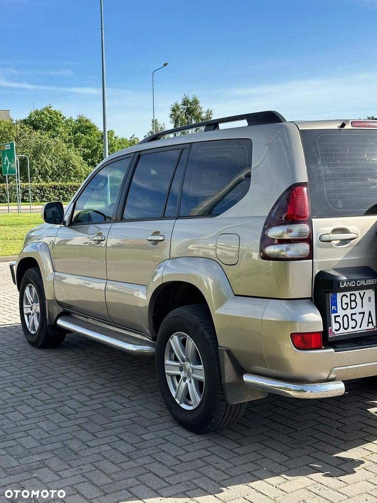 Toyota Land Cruiser 3.0 D Luna Comfort - 2