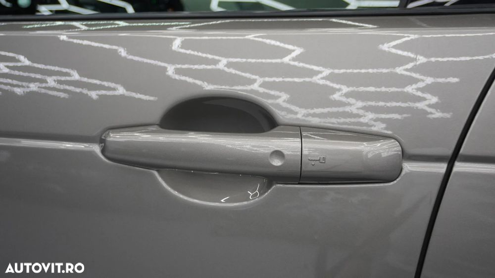 Land Rover Discovery 3.0 D300 MHEV - 8